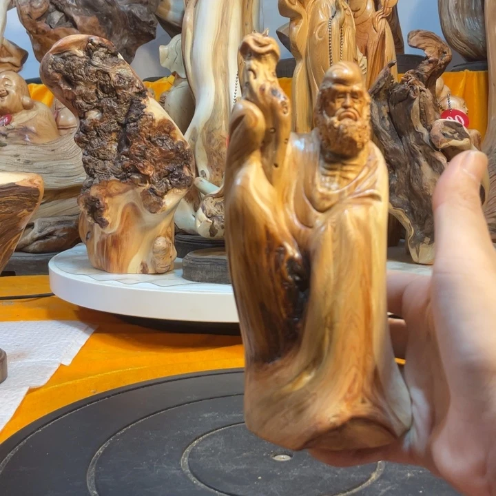 柏木（崖柏）  达摩