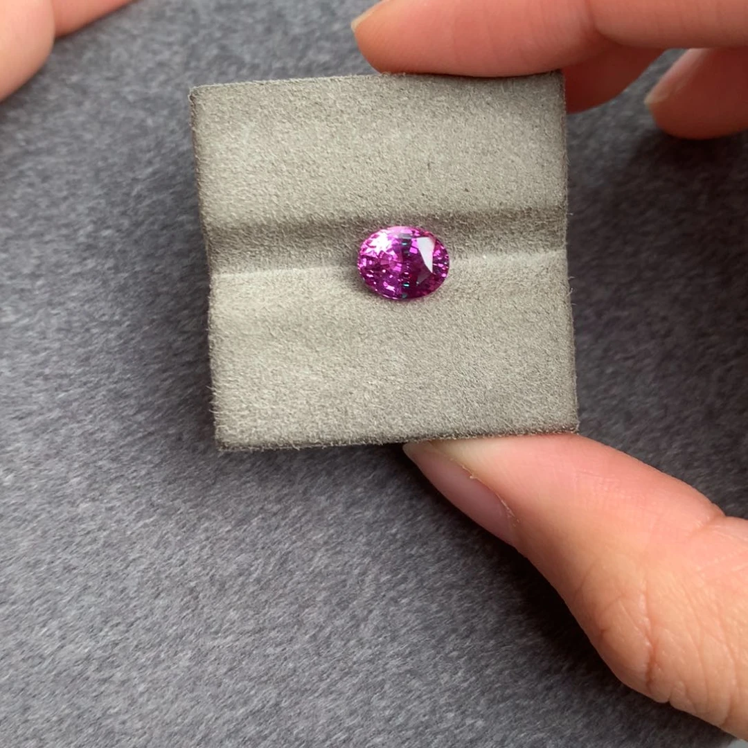 裸石蓝宝石2.15ct无烧紫蓝宝