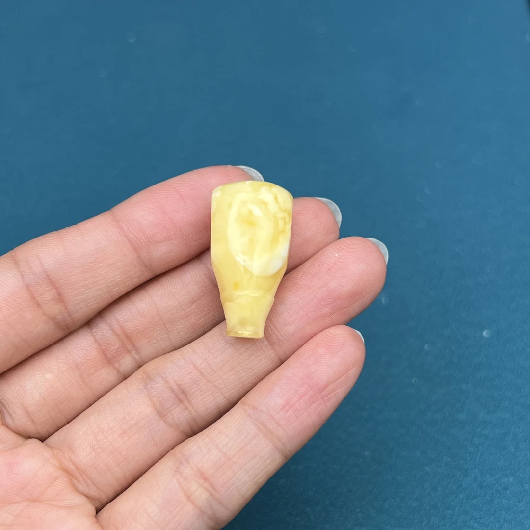 Y1175天然原矿蜜蜡三通14x26mm 2.48克 支持复检假一罚四