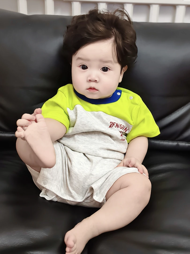 2025新款经典DD潮牌企鹅爬服