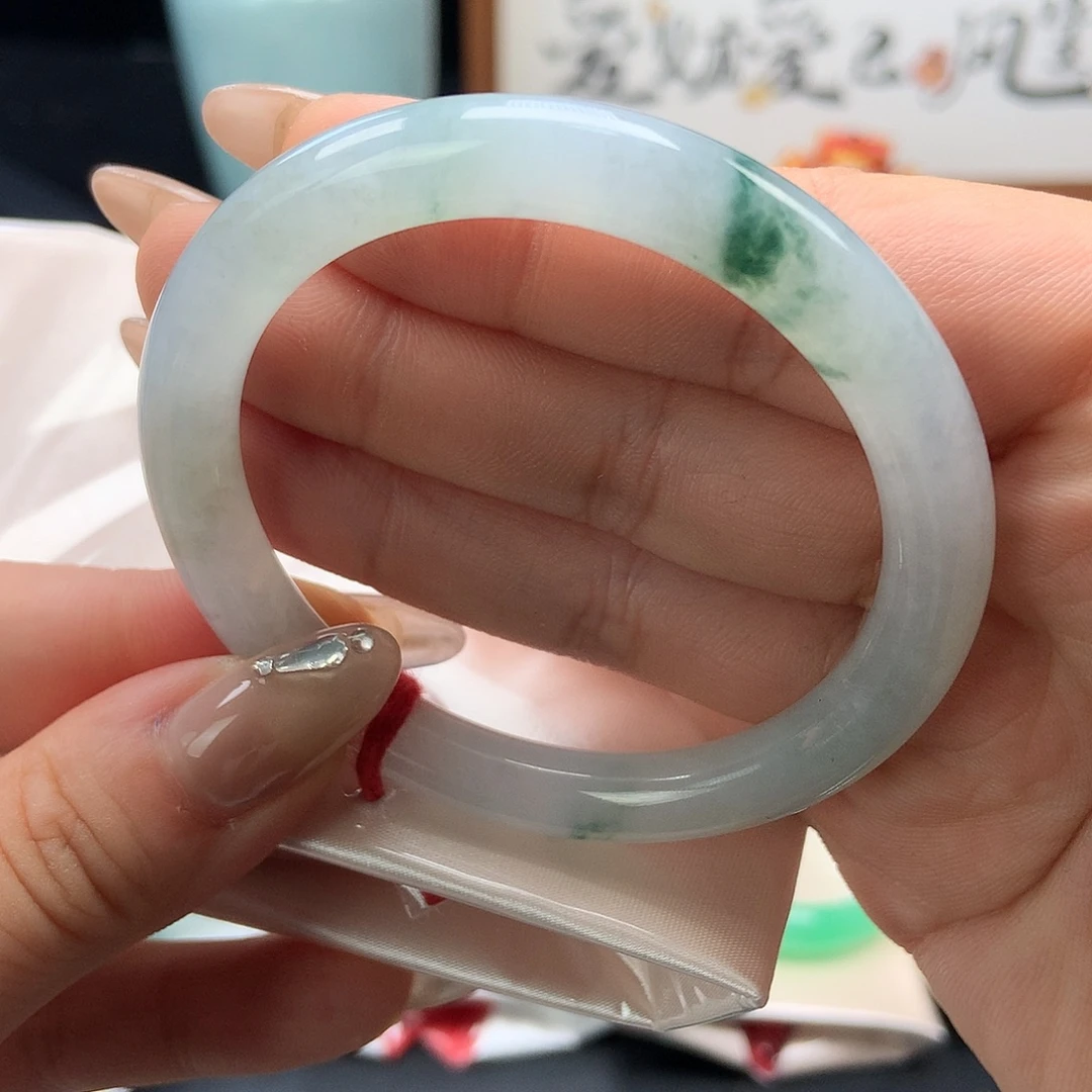 翡翠未镶嵌手镯胶润飘花55