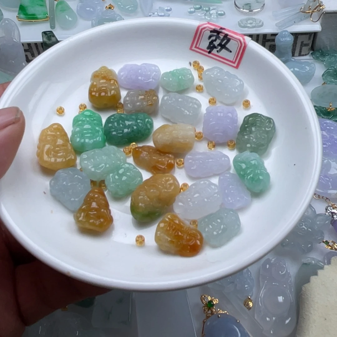 翡翠未镶嵌颈饰翡翠多样性发货一件