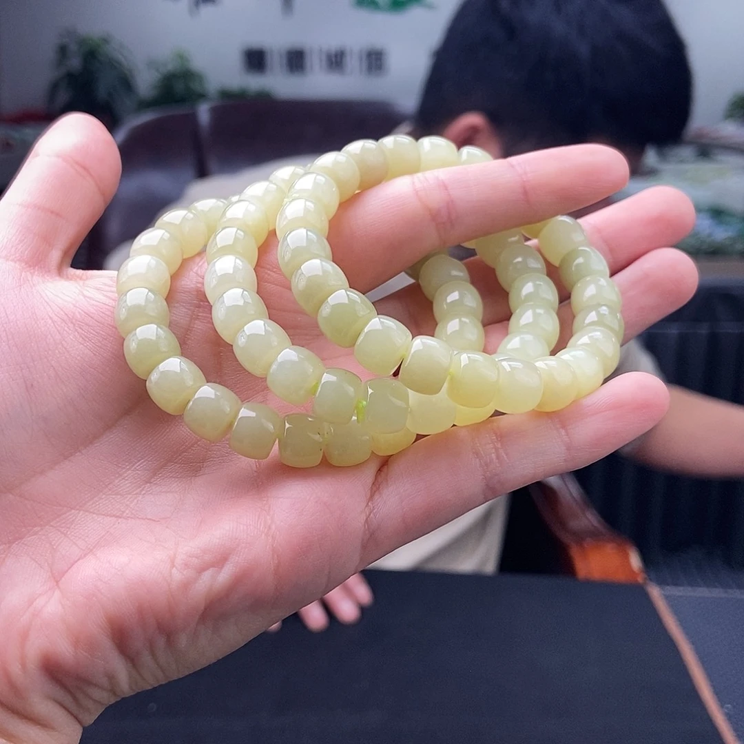 和田玉未镶嵌颈饰手串 颜色多样性发拍一发一