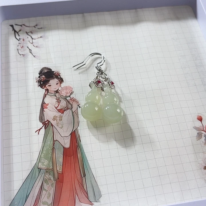 兰***静和田玉未镶嵌颈饰
