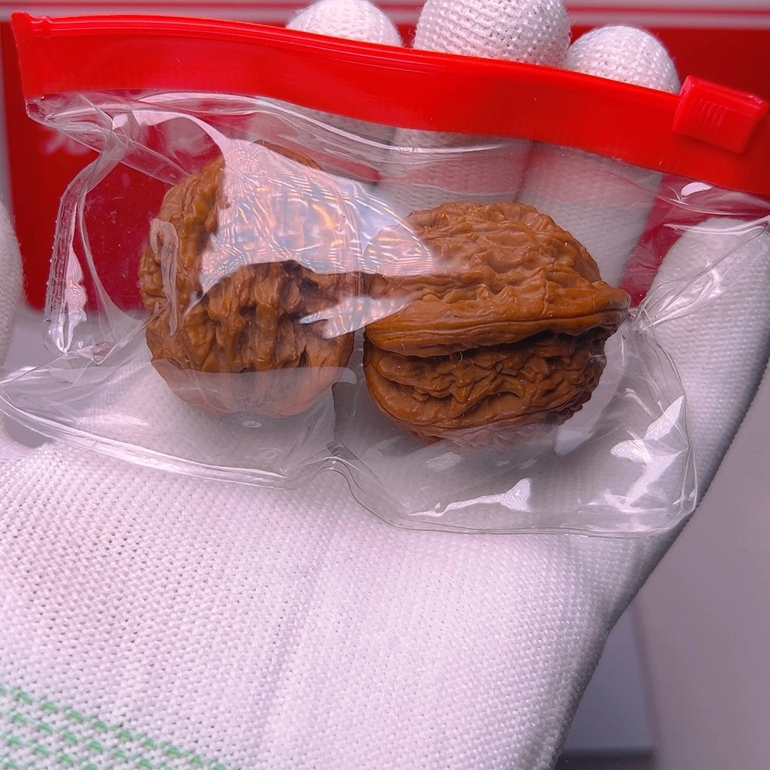 哼***兮文玩核桃把件文玩核桃麦穗虎头