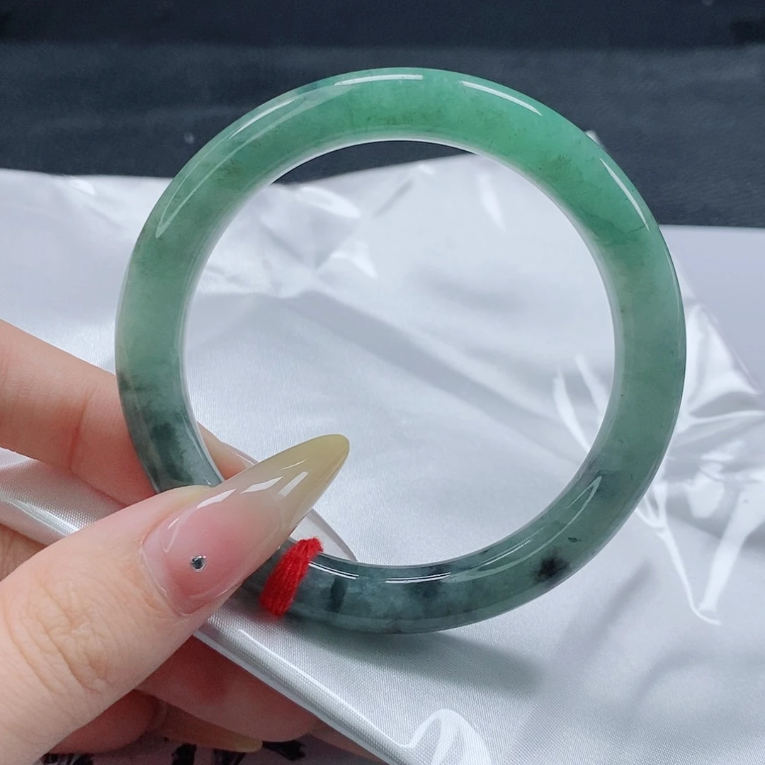 【闪购商品】未镶嵌手镯（圆镯）翡翠400号