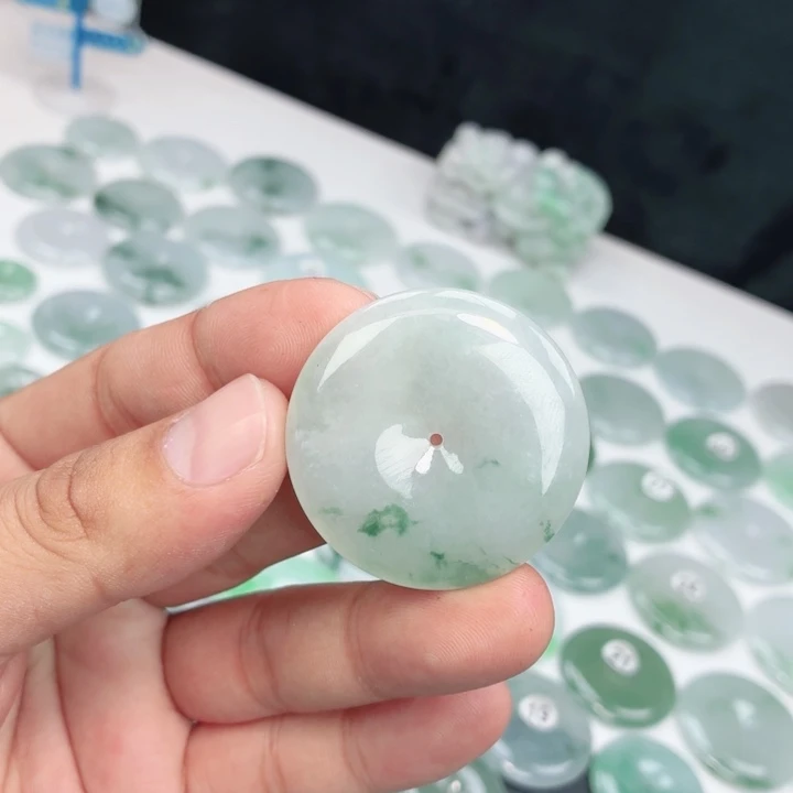 翡翠未镶嵌颈饰缅甸天然A货翡翠39-7.3