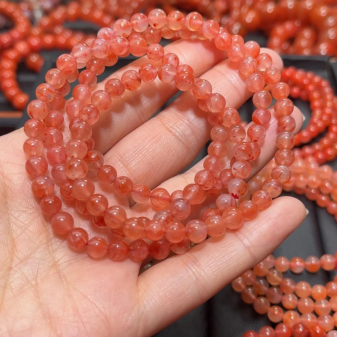 南红玛瑙手链未镶嵌不**遇