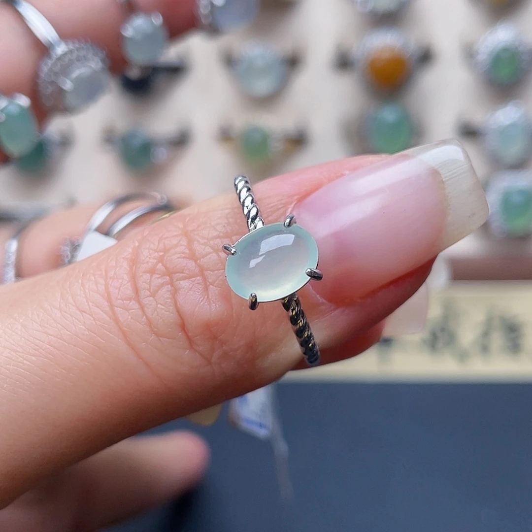 翡翠戒指未镶嵌戒指