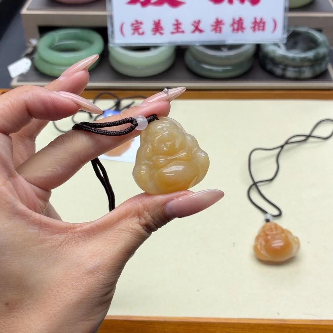 未镶嵌手镯石英质玉