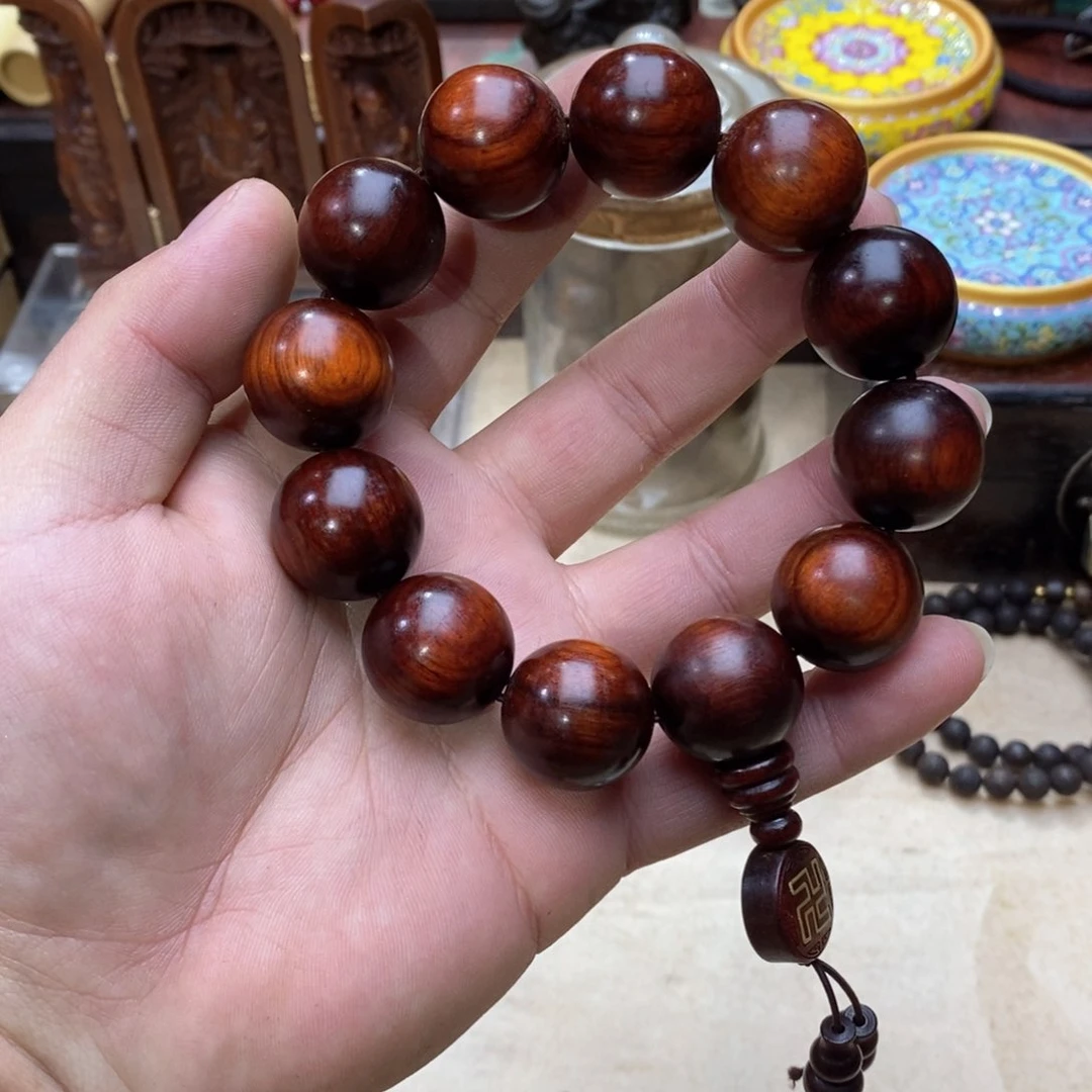 大叶紫檀（黑酸枝木类）