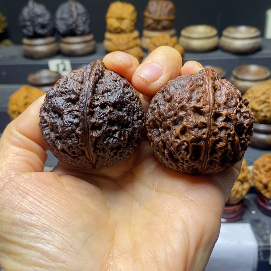 用***0罗汉44尺寸云南铁核桃