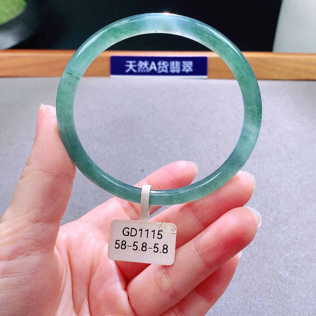 未镶嵌手镯翡翠天然翡翠手镯a货