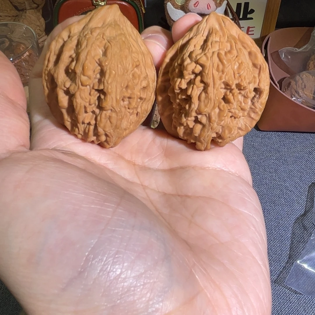 吊坠文玩核桃大沽石