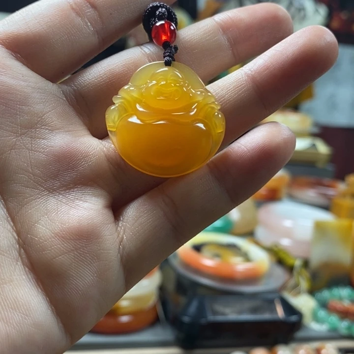 未镶嵌石英质玉（黄龙玉）手镯