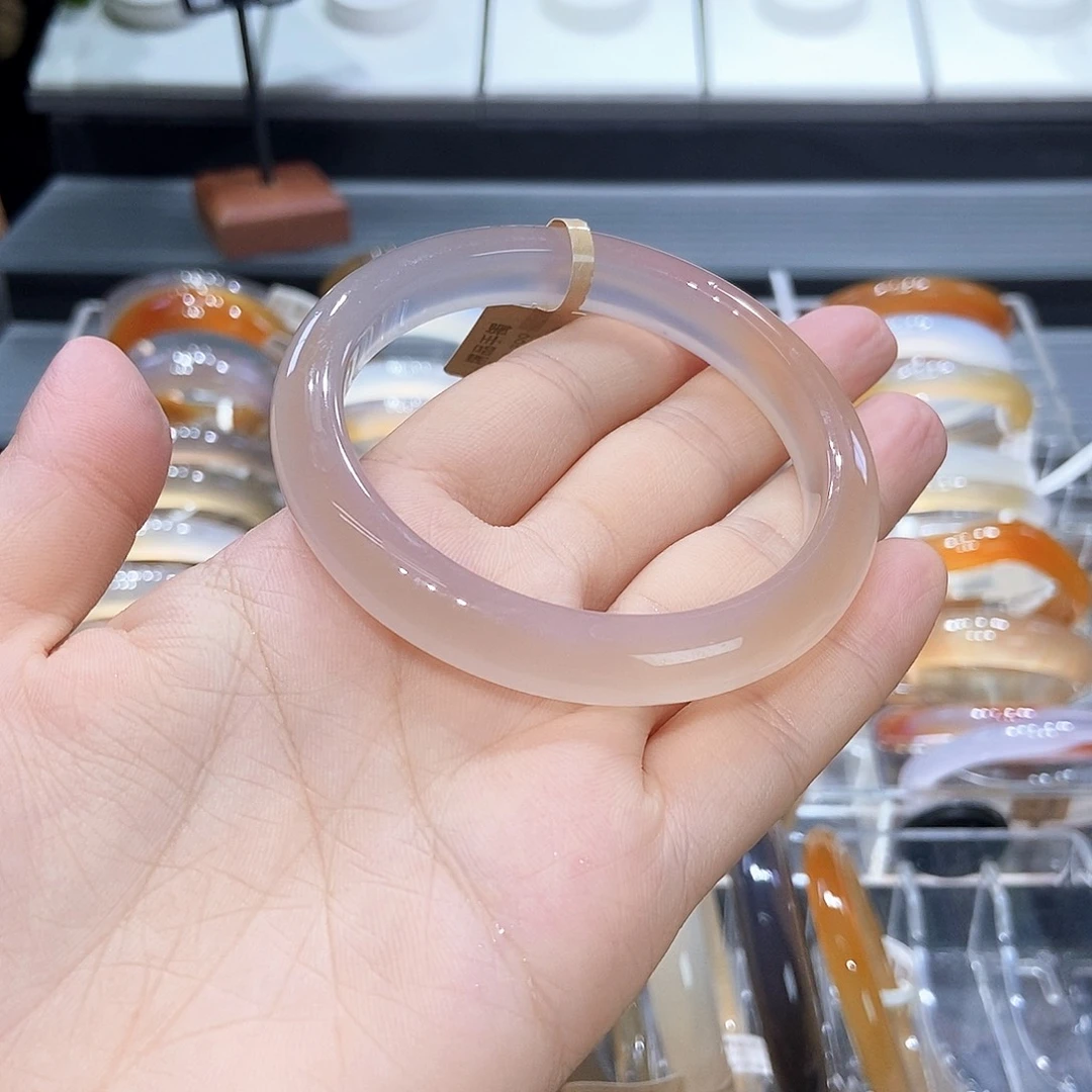 静***ノ手镯玛瑙/玉髓未镶嵌