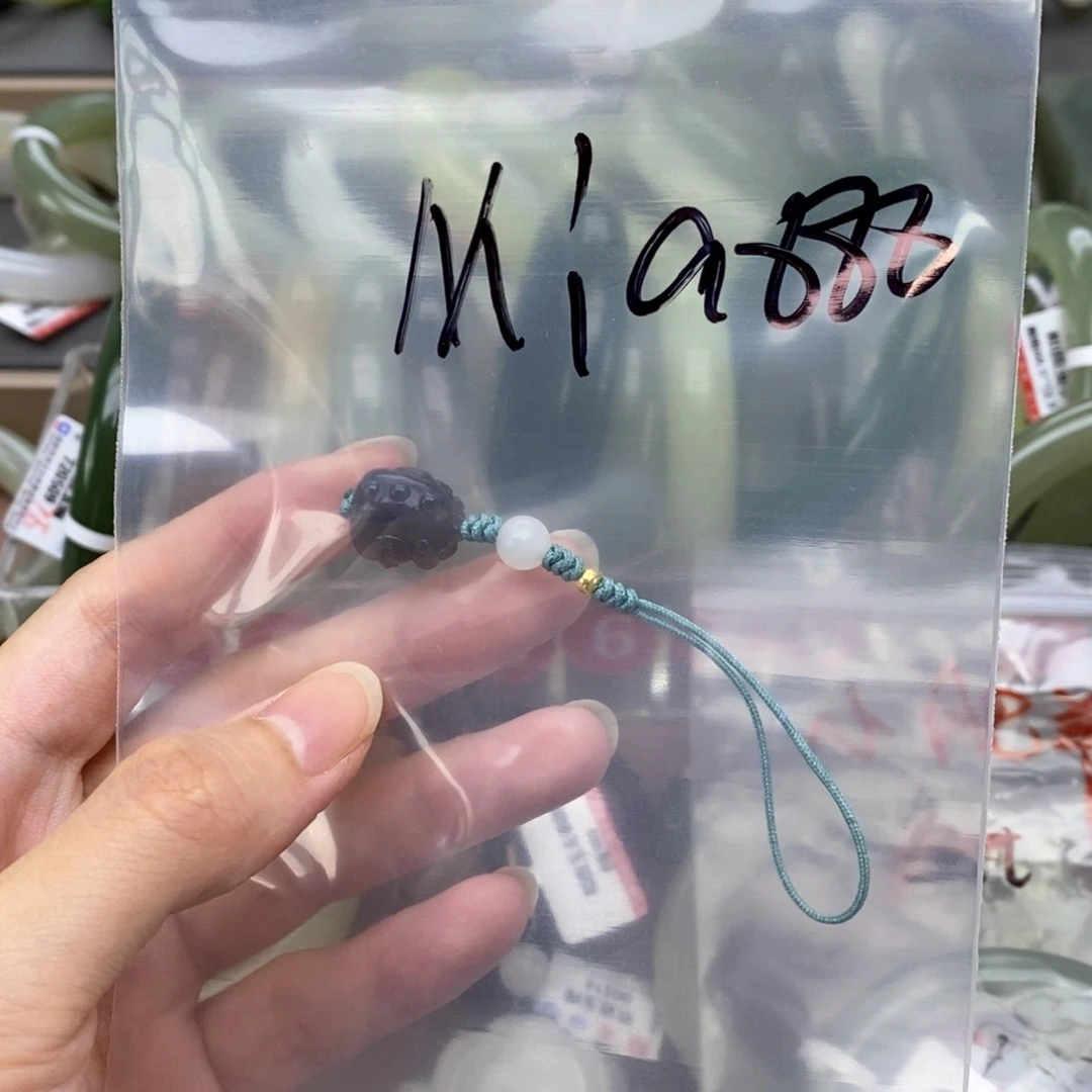 和田玉未镶嵌颈饰M****8