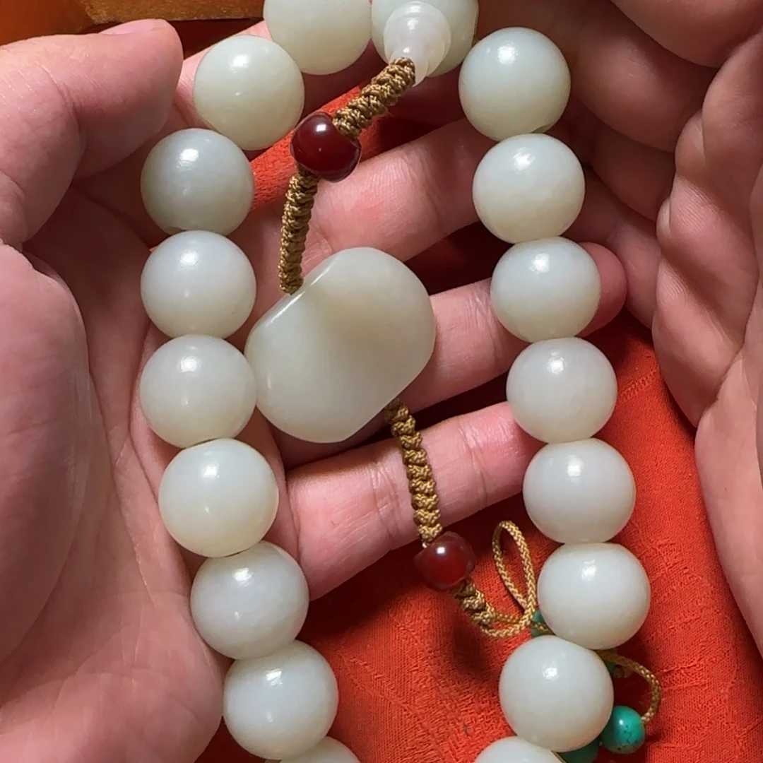 艺****和田玉未镶嵌挂件