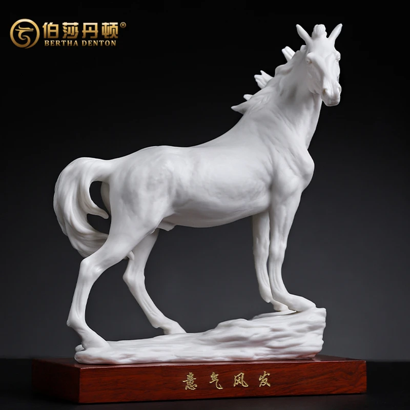 伯莎丹顿创意骏马陶瓷摆件新房客厅装饰品工艺品酒柜装饰摆件