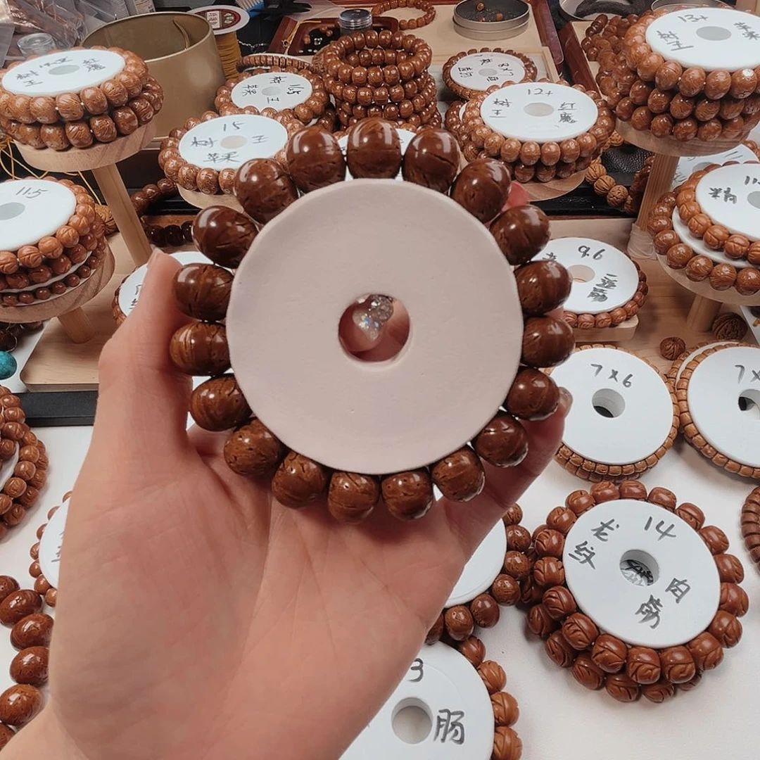 桃核手串无*桃核光珠