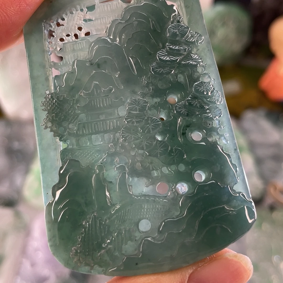 颈饰未镶嵌翡翠山水牌