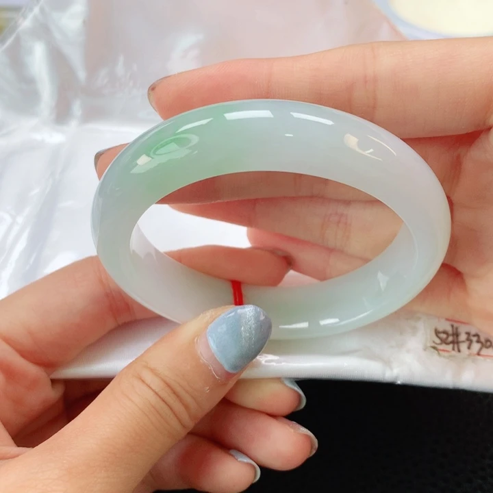 翡翠手镯未镶嵌翡翠手镯贵妃52