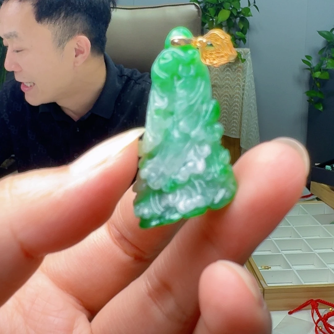 吊坠(不含链)18K金镶嵌翡翠天然