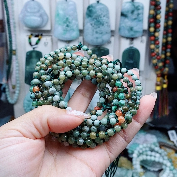 山****翡翠未镶嵌颈饰翡翠