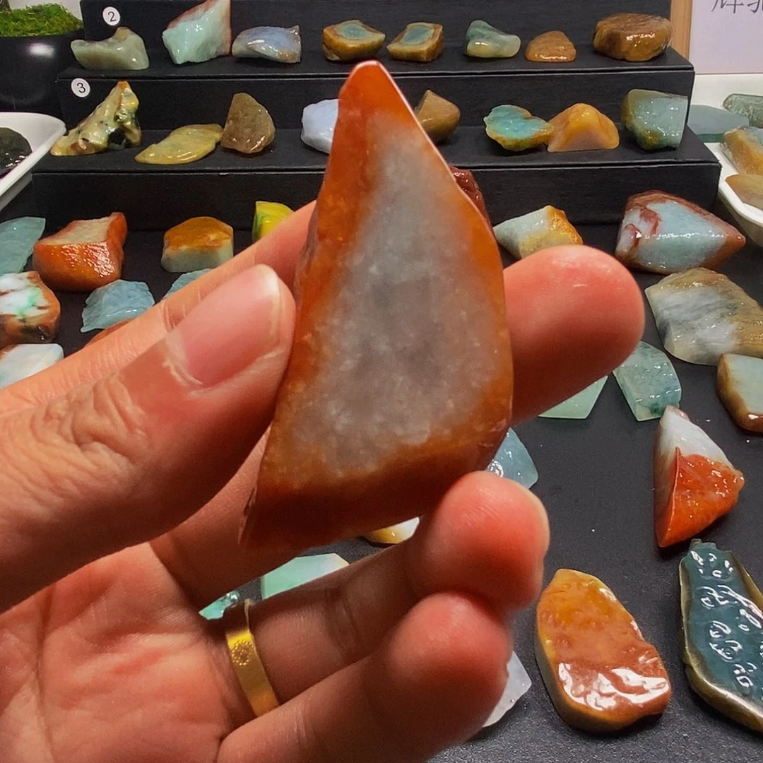 定制翡翠未镶嵌翡翠