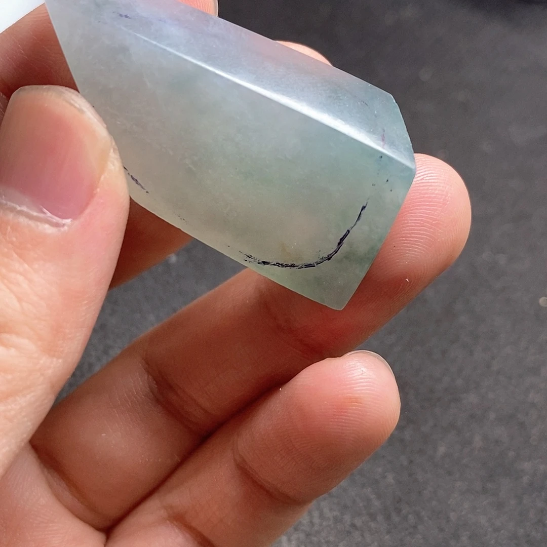 翡翠未镶嵌颈饰定制