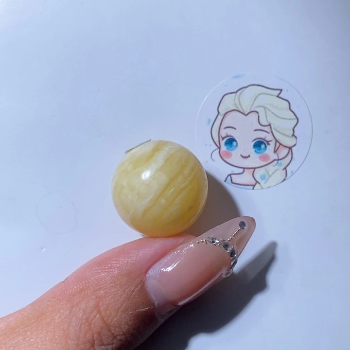 未镶嵌琥珀珠宝奇石