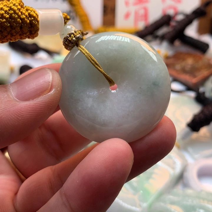翡翠未镶嵌颈饰保真天然a货翡翠