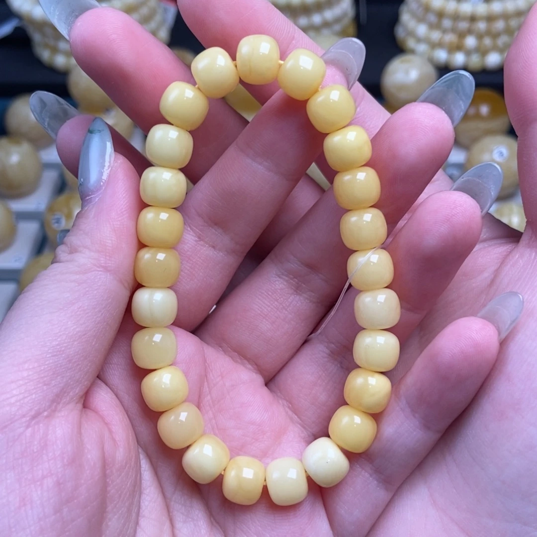 蜜蜡未镶嵌珠宝奇石卡8.6