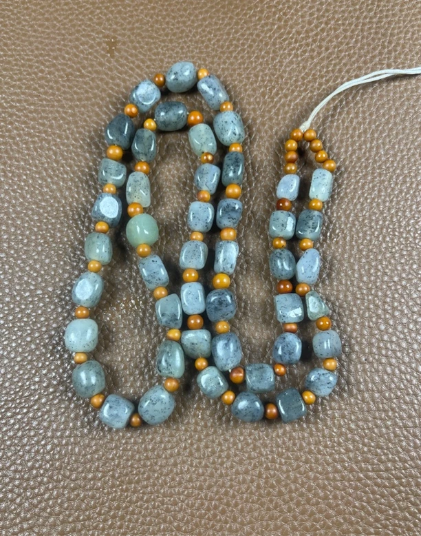 天然和田玉 点墨青花 随形珠链 男女款（新人福利价）