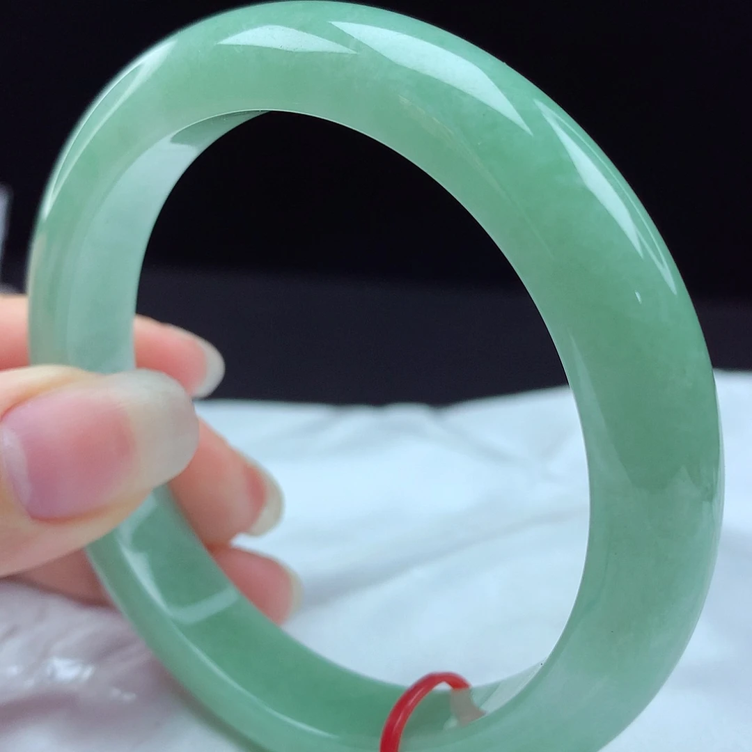 未镶嵌手镯翡翠96200，