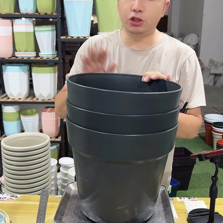 微瑕仿陶口31高28黑色3个无托