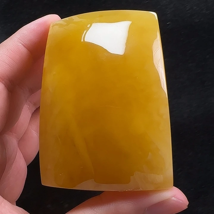未镶嵌蜜蜡珠宝奇石