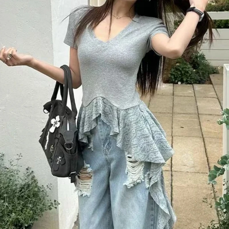 2025夏季新款大码胖mm蕾丝拼接修身百搭显瘦V领不规则飘带T恤上衣