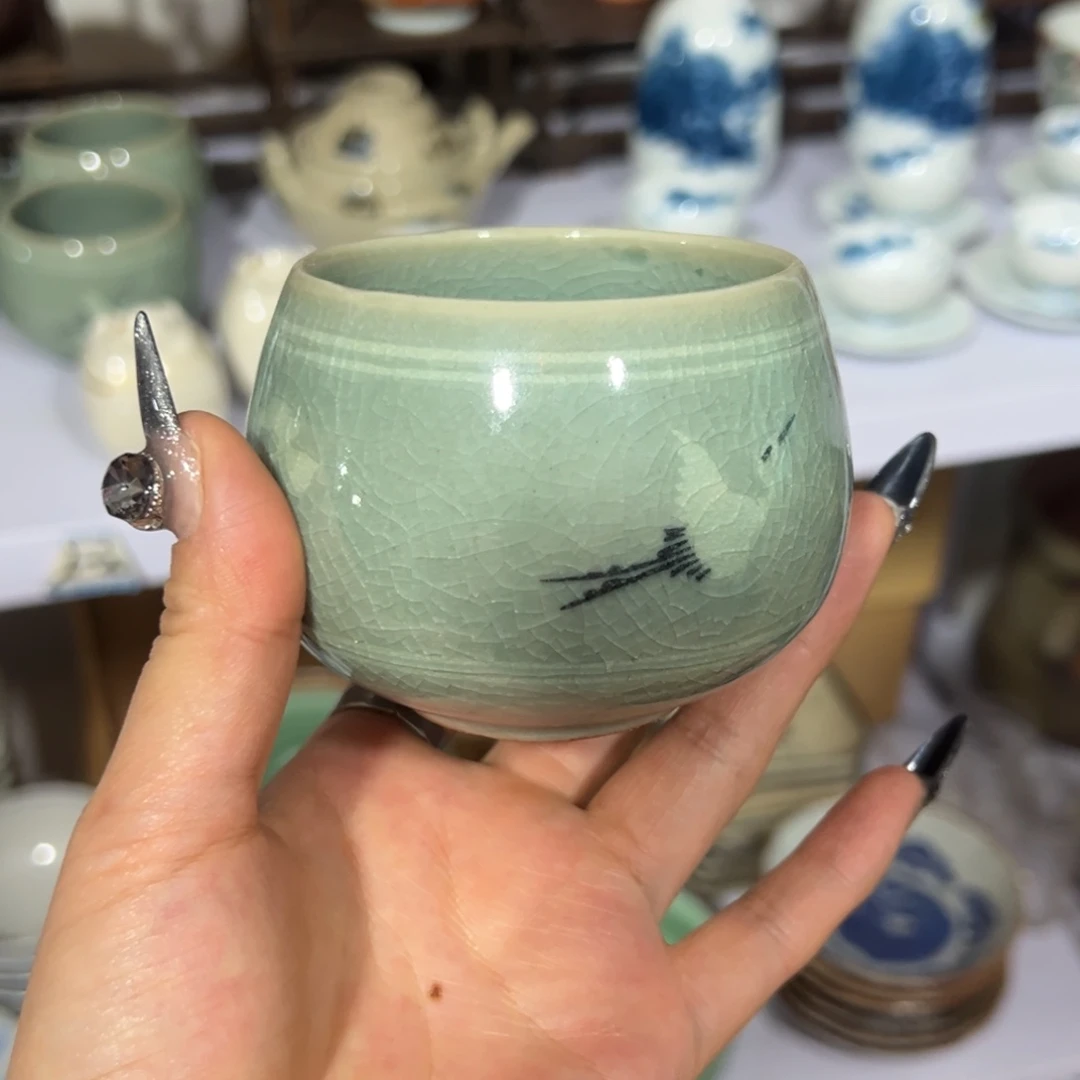 好看的瓷器小杯杯