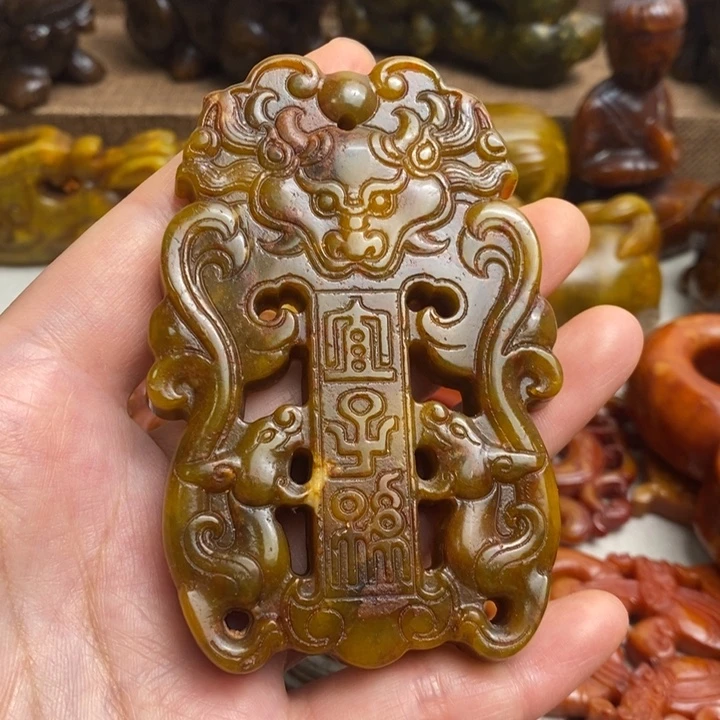 蛇纹石玉未镶嵌颈饰28