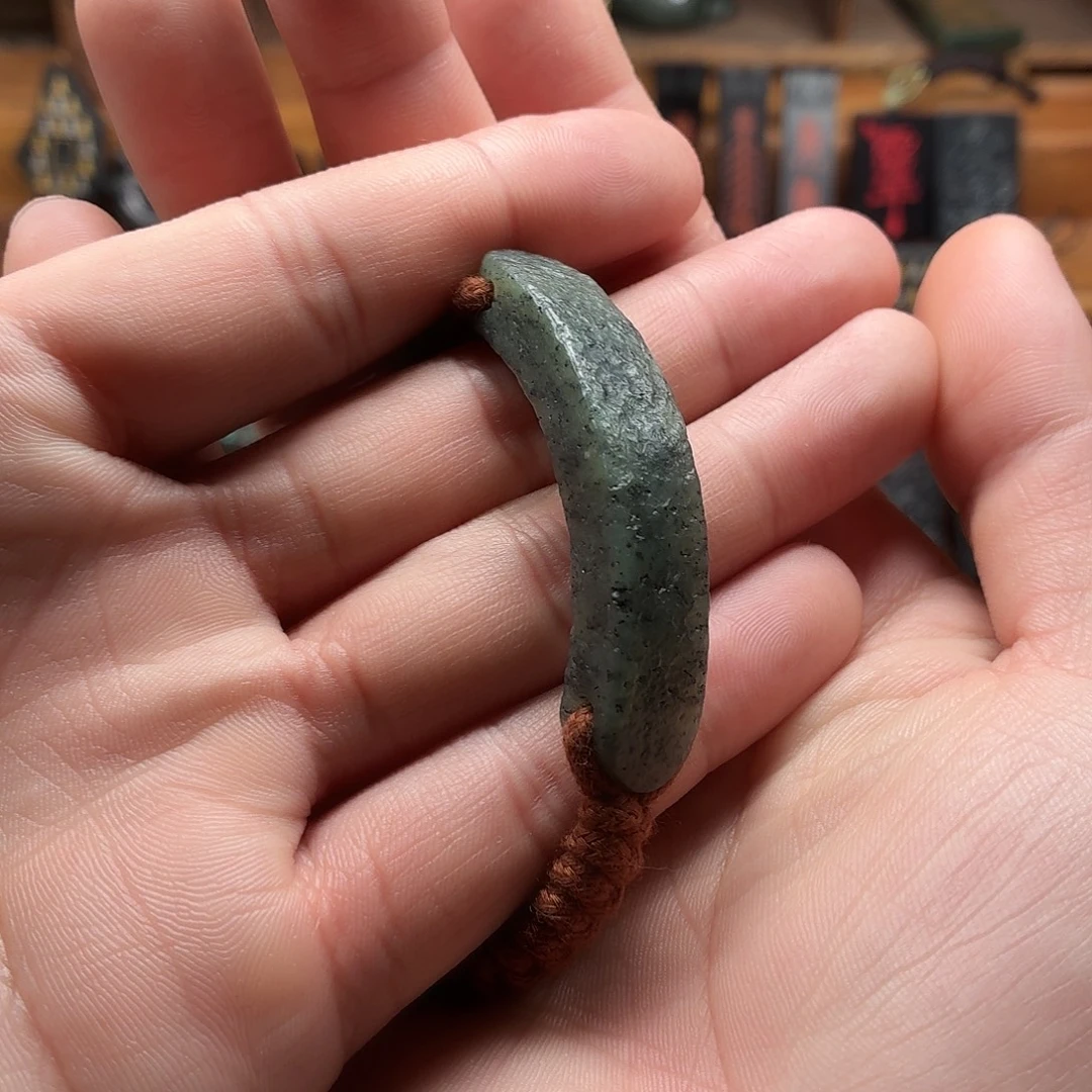 和田玉（糖玉）未镶嵌颈饰