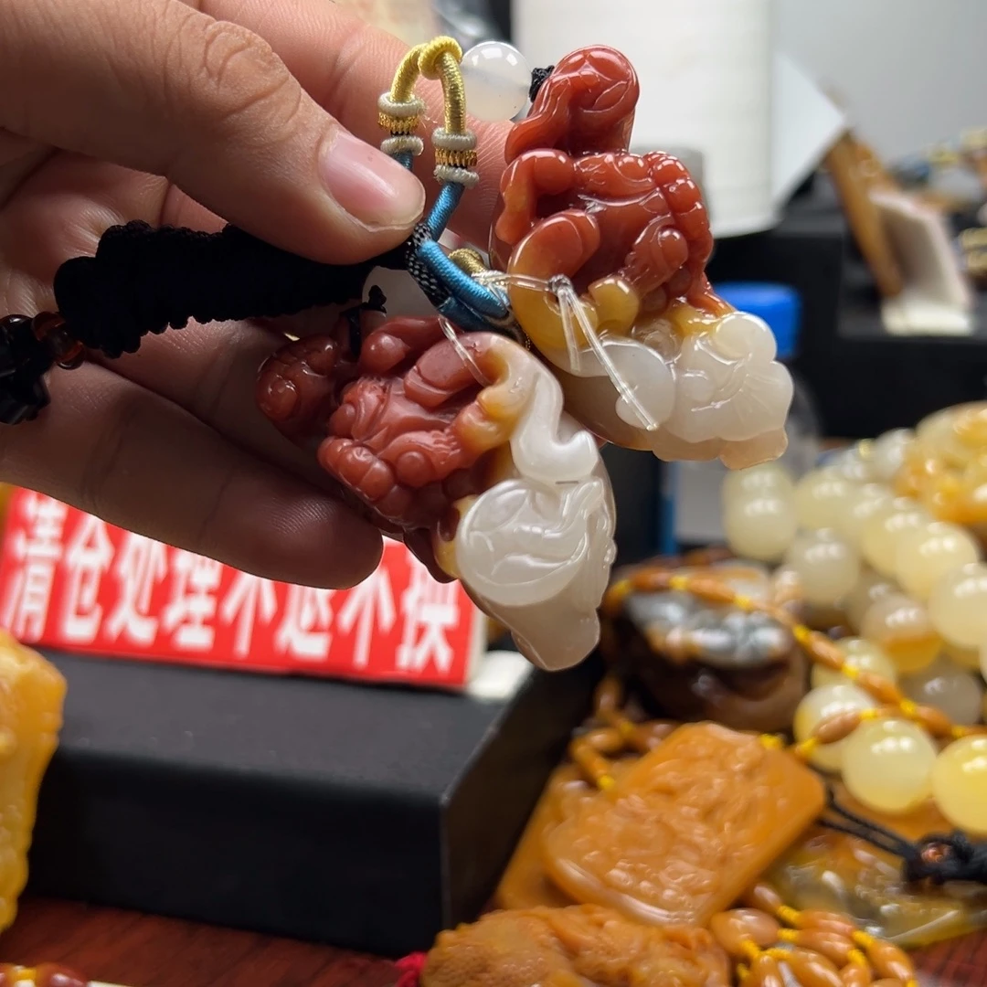 石英质玉（黄龙玉）未镶嵌多选发其一