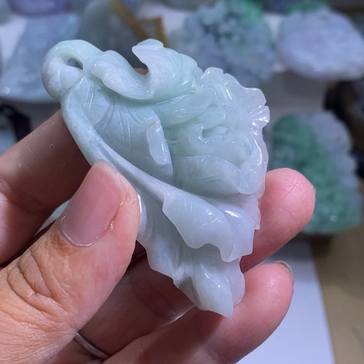 【闪购商品】颈饰未镶嵌翡翠菜