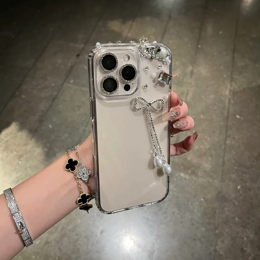珍珠蝴蝶结吊坠适用于苹果iPhone16promax手机壳15少女心13名媛风