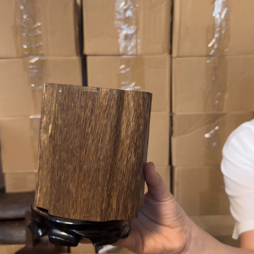 沉香碎屑沉香沉香多样性发一件24