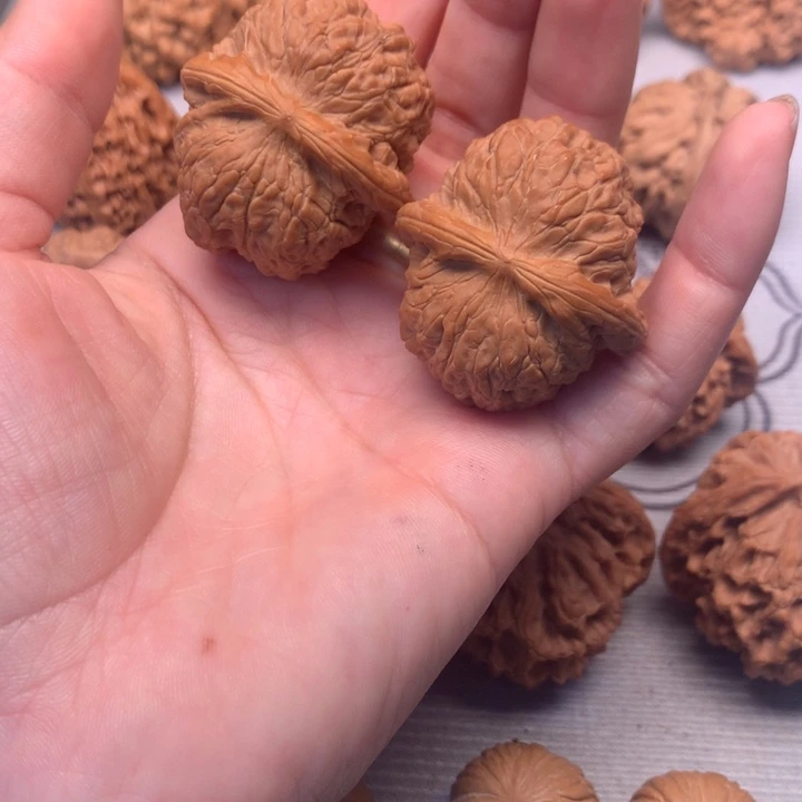 南***茶把件文玩核桃血麒麟37