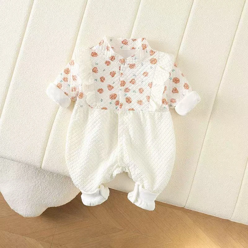 婴儿衣服长袖洋气女宝宝碎花连体衣哈衣公主新生儿爬服春秋外出服