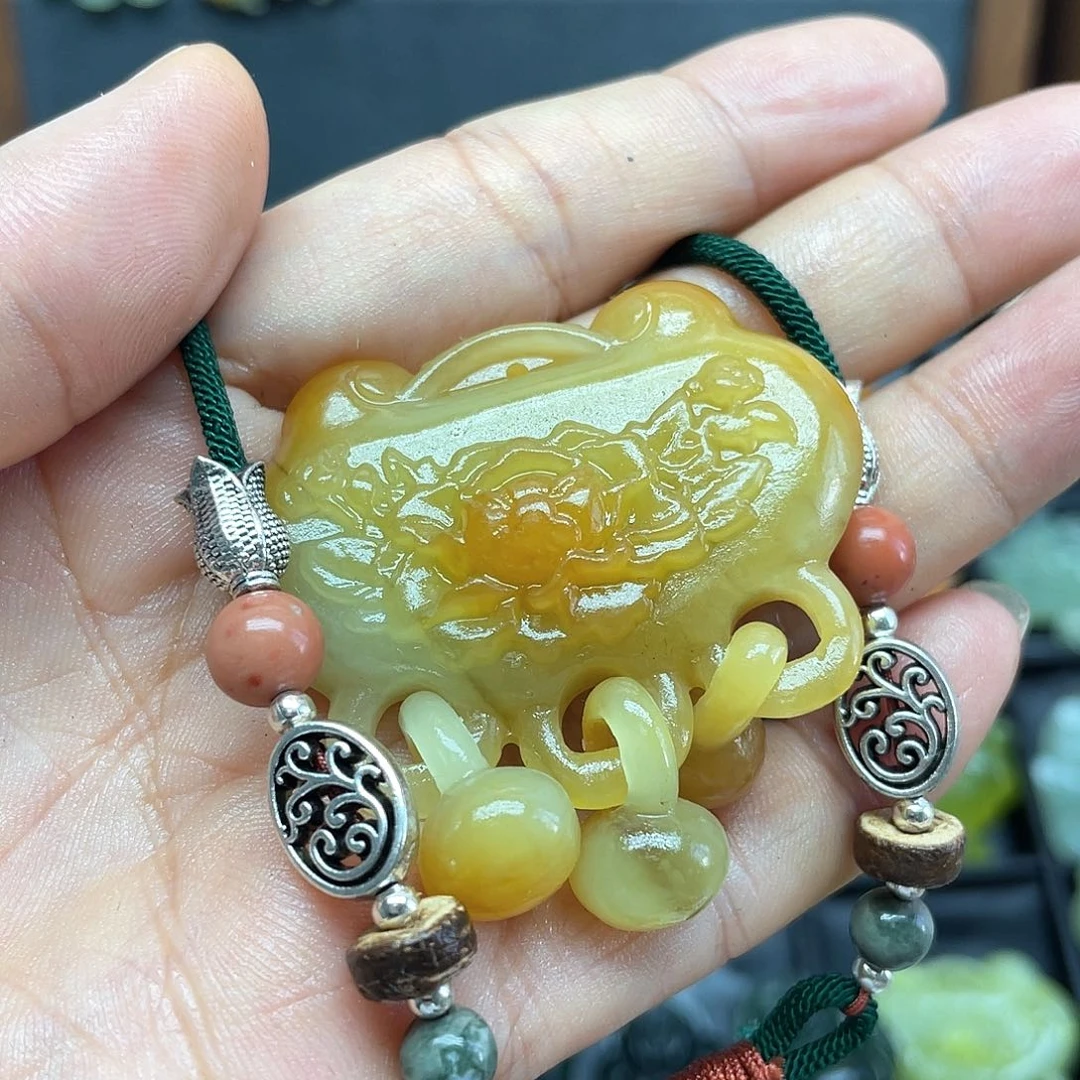 蛇纹石玉合金颈饰