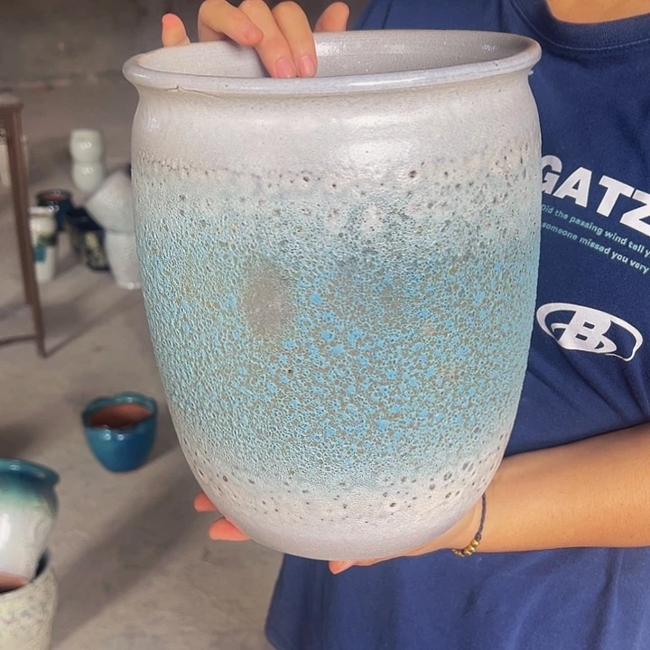 微瑕高度26厘米口径20厘米