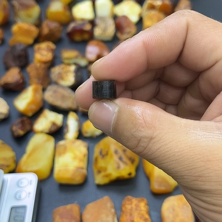 未镶嵌定制蜜蜡如*蜜蜡定制